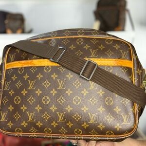 LV CAMERA BAG